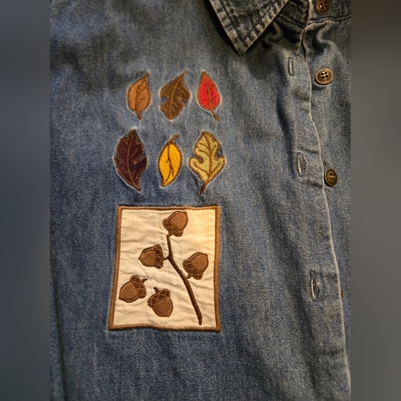 Karen Scott. Holiday, Vintage Embroidered denim button up top. Size 2xl. - Picture 5 of 12